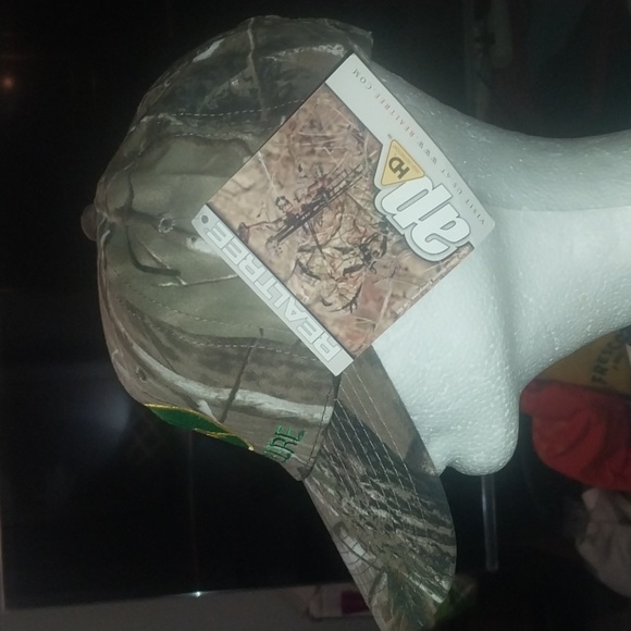 John Deere Camouflage hat - Picture 2 of 5